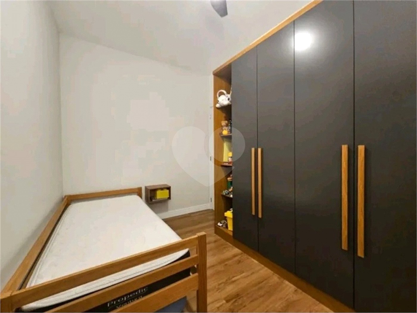 Apartamento à venda com 2 quartos, sendo 1 suíte,  em Parque Campolim, Sorocaba, SP