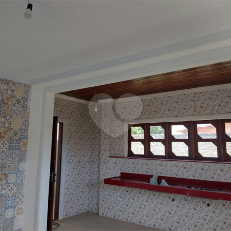 Casa à venda com 5 quartos, sendo 3 suítes, em Vila Verde, Armação dos Búzios, RJ
