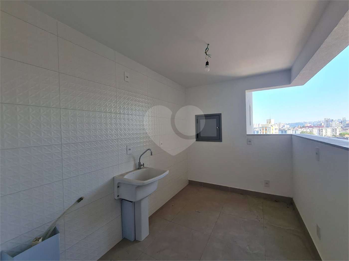 Apartamento à venda com 3 suítes em Jardim Marajoara, São Paulo, SP