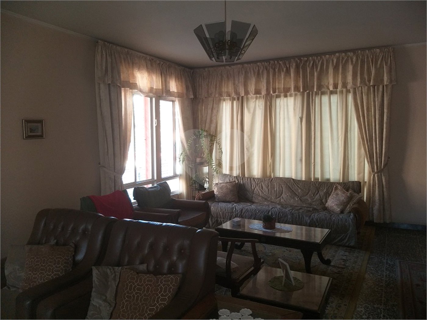 Casa à venda com 4 quartos, sendo 1 suíte, em Vila Galvão, Guarulhos, SP