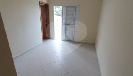 Casa à venda com 2 quartos, sendo 1 suíte,  em Loteamento Loanda, Atibaia, SP