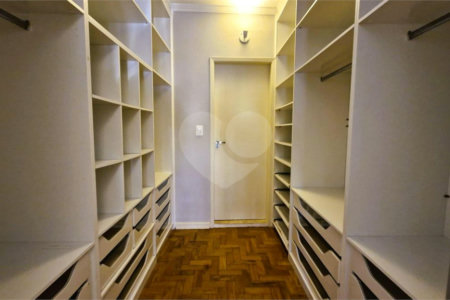 Apartamento à venda com 2 quartos, sendo 1 suíte, em Perdizes, São Paulo, SP