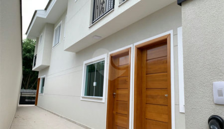 Casa à venda com 2 suítes em Tremembé, São Paulo, SP