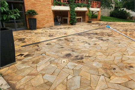 Chácara à venda com 4 quartos, sendo 3 suítes, em Pinheirinho, Vinhedo, SP