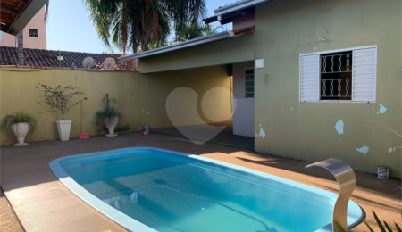 Casa à venda com 3 quartos, sendo 1 suíte,  no Centro, Três Lagoas, MS
