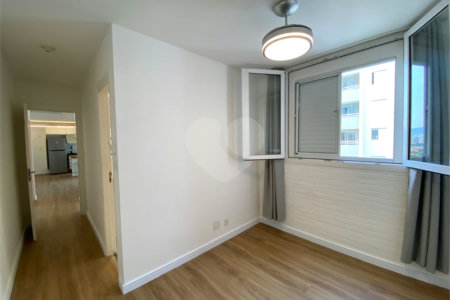 Apartamento à venda com 2 quartos, sendo 1 suíte, em Água Branca, São Paulo, SP