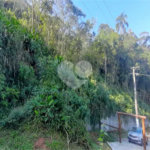 Terreno à venda no condomínio Parque Imperial da Cantareira, Mairiporã - SP