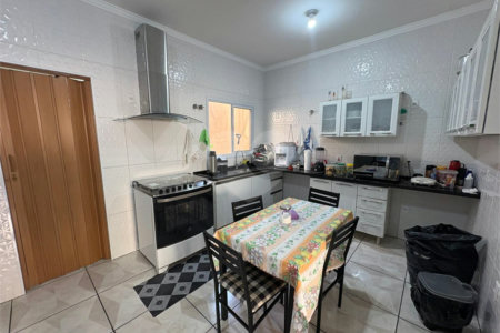 Casa à venda com 4 suítes em Vila Carvalho, Sorocaba, SP
