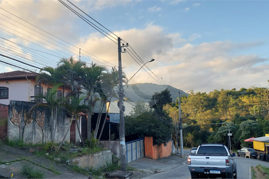 Casa à venda com 3 quartos, sendo 1 suíte, em Juqueri Mirim, Mairiporã, SP