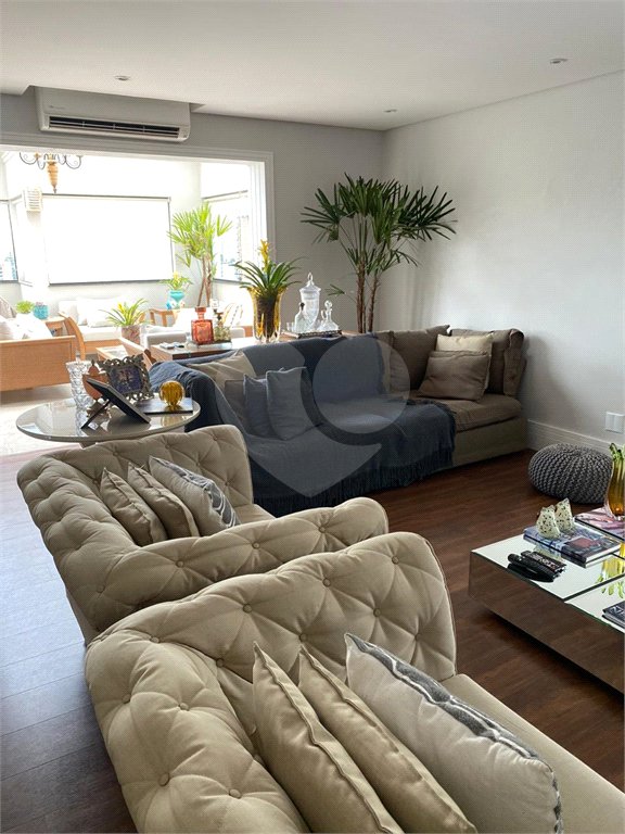 Apartamento à venda com 3 quartos, sendo 1 suíte,  em Vila Suzana, São Paulo, SP