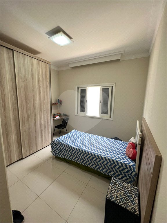 Casa à venda com 3 quartos, sendo 1 suíte, no condomínio Parque do Varvito, Itu - SP