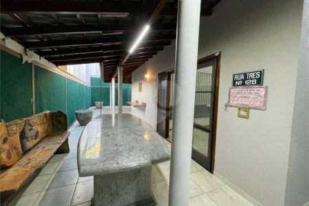 Casa para alugar com 3 suítes no condomínio Bosque de Grevilea, Vinhedo - SP
