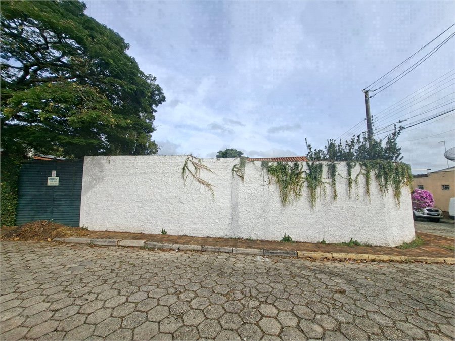 Casa à venda com 2 quartos no Centro, Alambari, SP