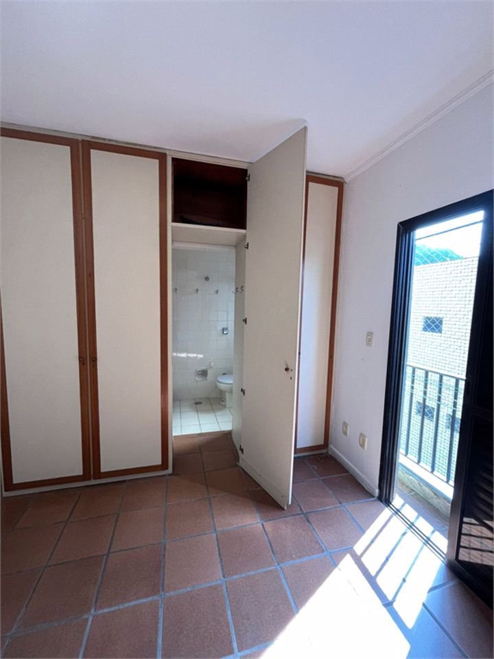 Apartamento com 4 dormitórios à venda, 259 m² por R$ 900.000,00 - Jardim Três Marias - Guarujá/SP