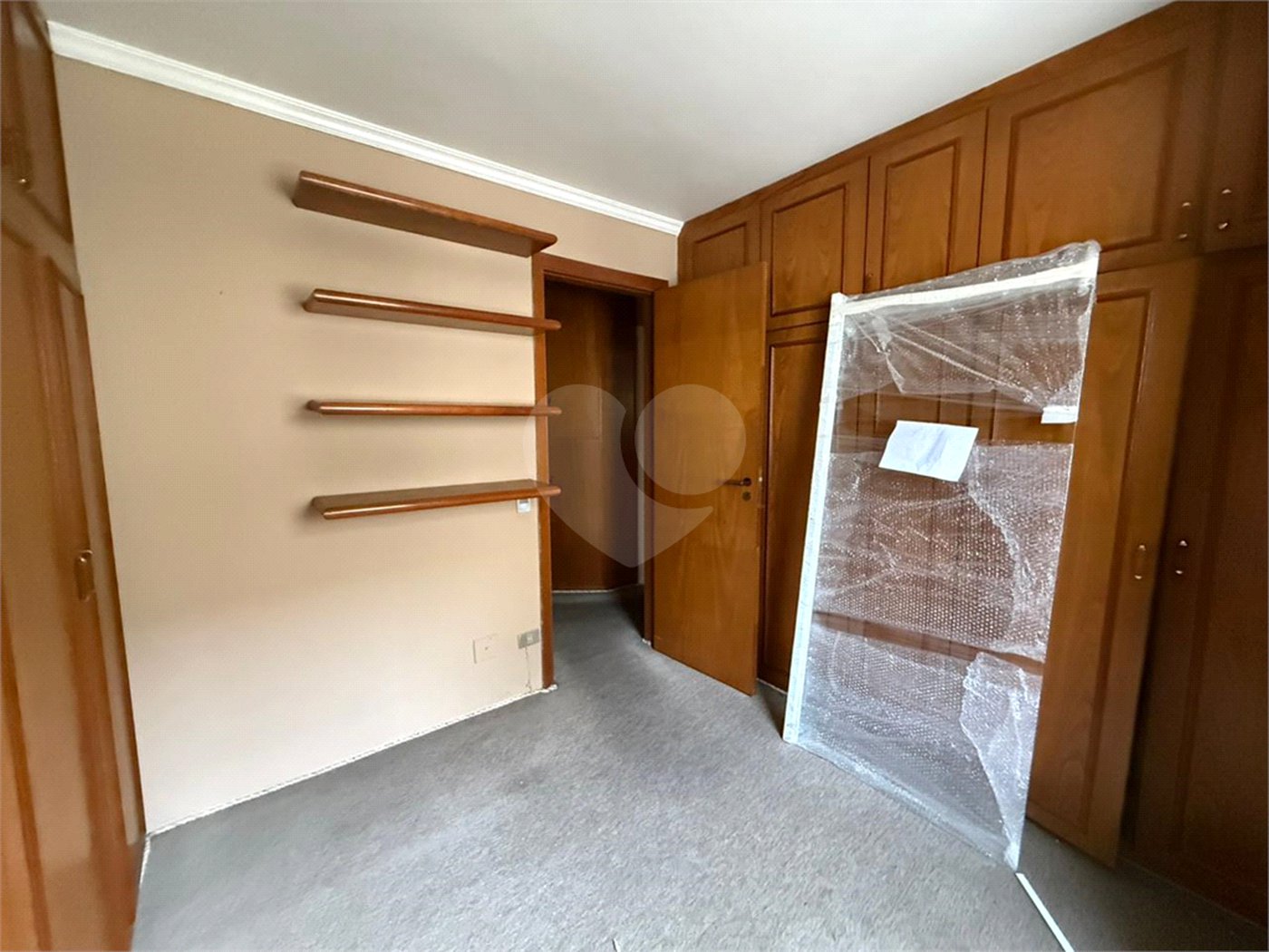 Apartamento à venda com 3 quartos, sendo 1 suíte, em Jardim Paulista, São Paulo, SP