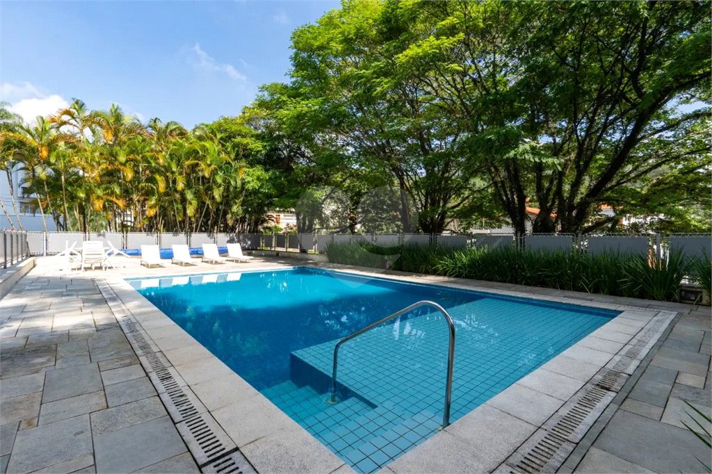 Apartamento à venda com 3 suítes em Vila Morumbi, São Paulo, SP
