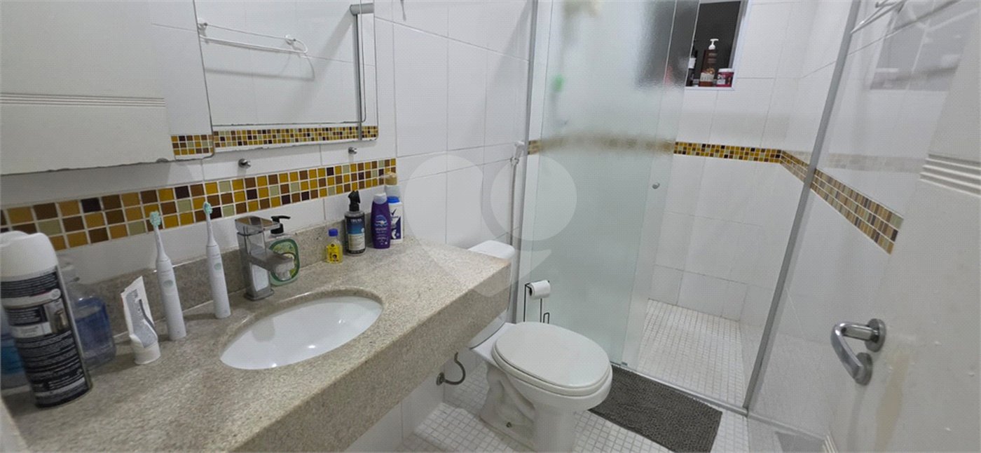 Casa Térrea à venda ou para alugar com 8 quartos, sendo 4 suítes, em Vila Pereira Barreto, São Paulo, SP