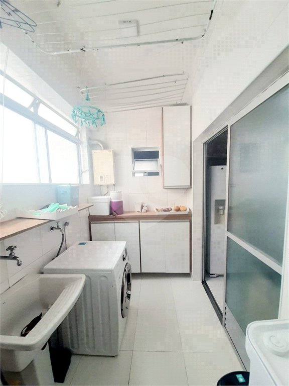 Apartamento à venda com 3 quartos em Moema, São Paulo, SP