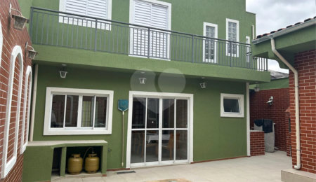 Sobrado à venda com 5 quartos, sendo 4 suítes, em Planalto Paulista, São Paulo, SP