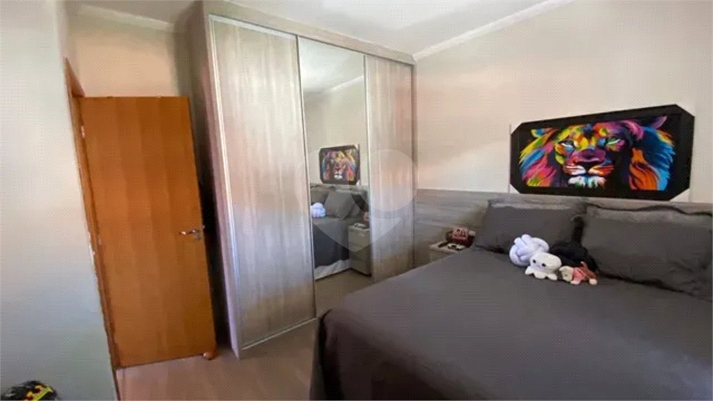 Sobrado à venda com 4 quartos, sendo 1 suíte, em Jardim Colorado, São José dos Campos, SP
