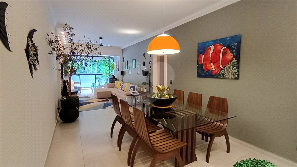Apartamento à venda com 2 quartos, sendo 1 suíte, em Pitangueiras, Guarujá, SP