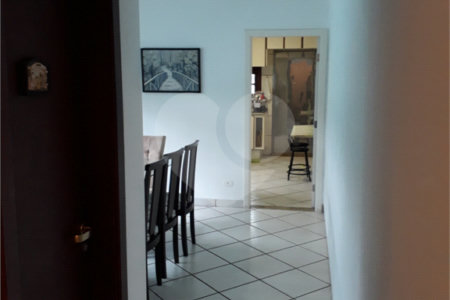 Sobrado à venda com 3 quartos, sendo 1 suíte, em Vila Suzana, São Paulo, SP