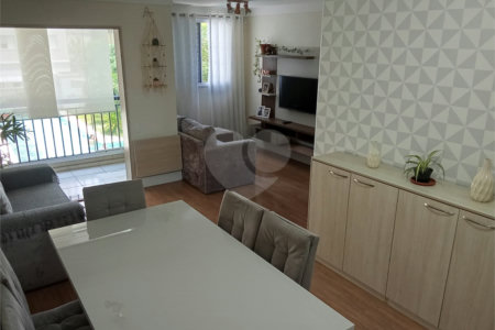 Apartamento à venda com 3 quartos, sendo 1 suíte, em Jardim Caboré, São Paulo, SP