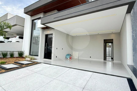 Casa à venda com 3 suítes no condomínio Residencial Milano, Indaiatuba - SP