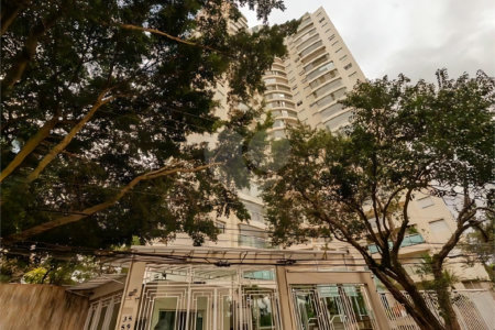 2 dormitórios, 2 vagas e lazer completo próximo ao Ibirapuera