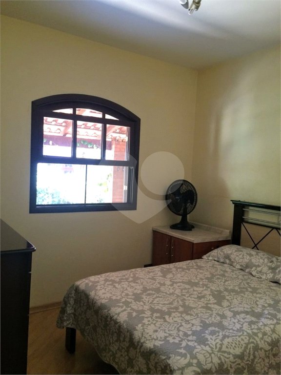 Casa à venda com 4 quartos, sendo 2 suítes, no condomínio Vinhas da Vista Alegre - Lado Sede, Vinhedo - SP