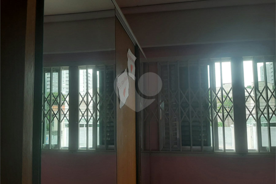 Sobrado à venda com 4 quartos, sendo 2 suítes, em Tremembé, São Paulo, SP