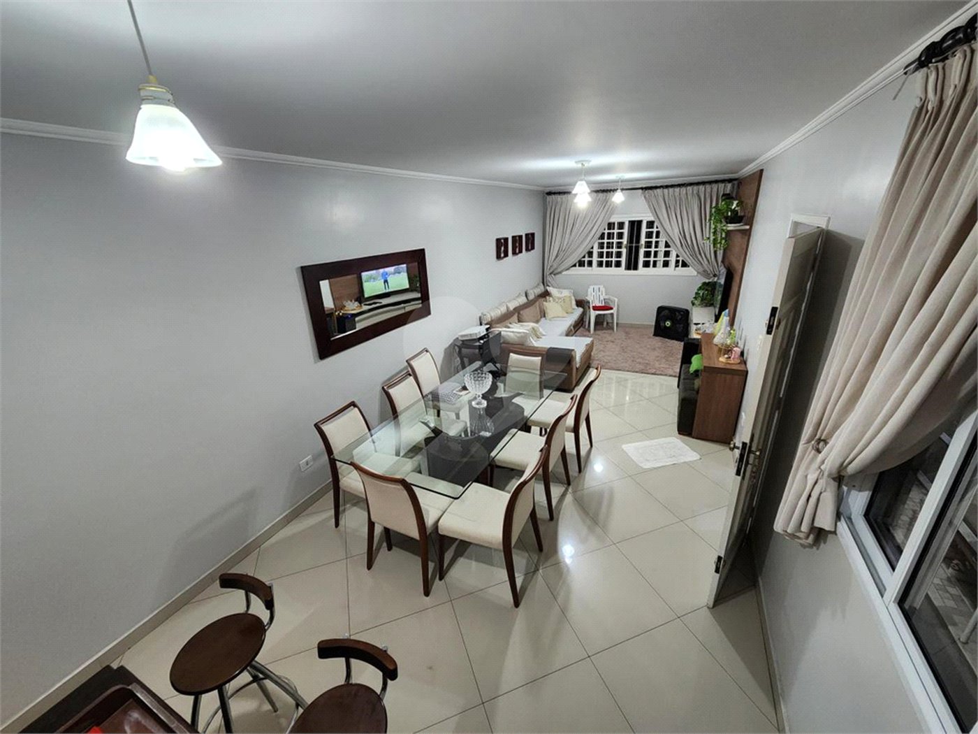 Sobrado à venda com 3 quartos, sendo 1 suíte,  em Jardim Ana Maria, São Paulo, SP