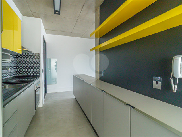 Apartamento à venda ou para alugar com 2 quartos, sendo 1 suíte,  em Alto da Boa Vista, São Paulo, SP