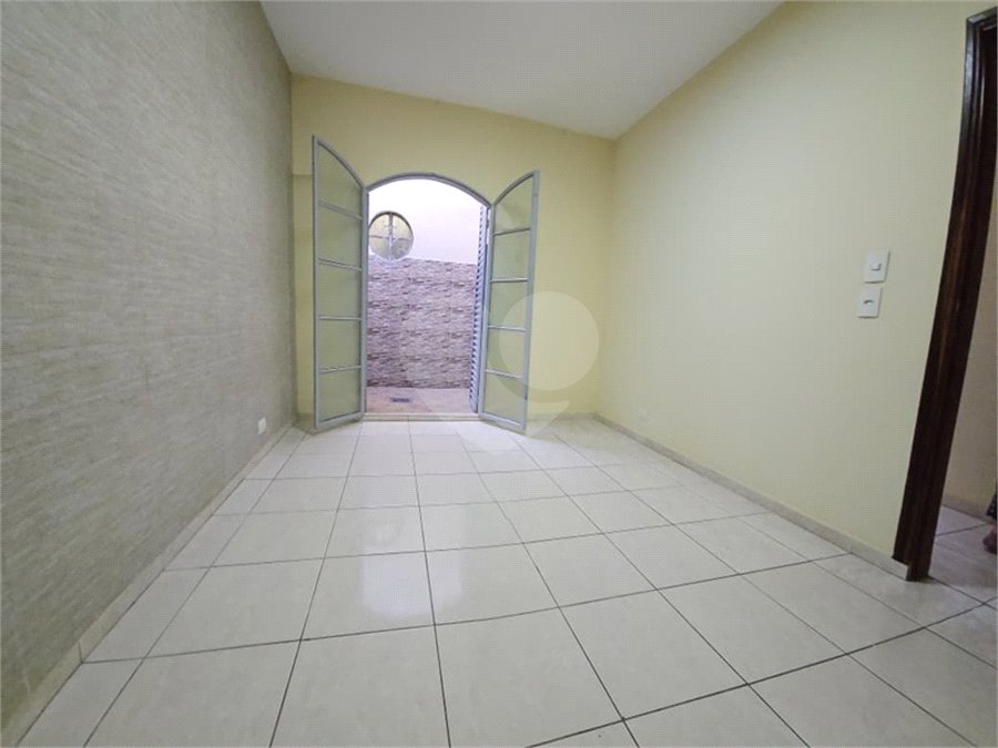 Casa à venda com 3 quartos, sendo 1 suíte, em Imirim, São Paulo, SP