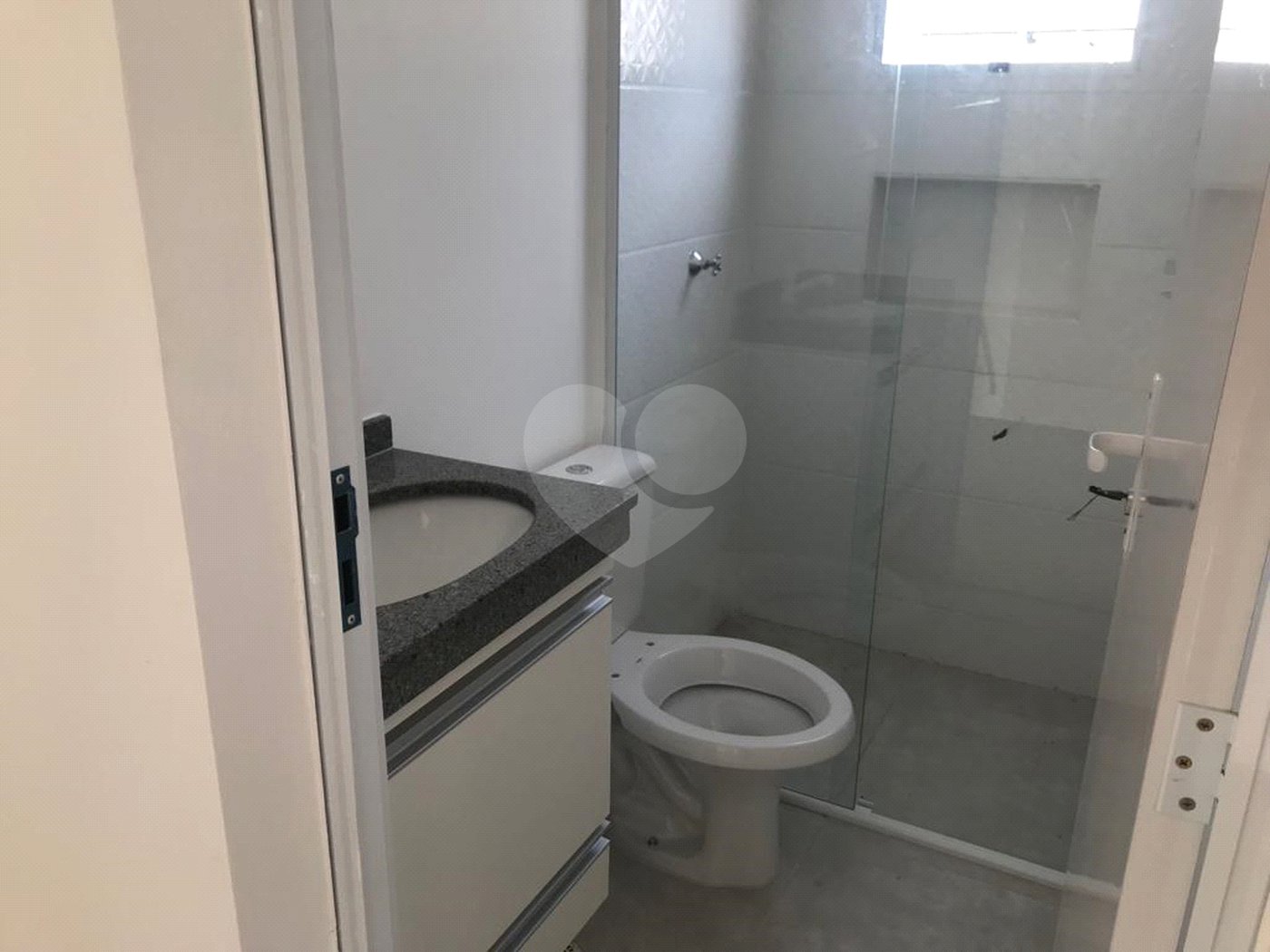 Casa de Vila à venda com 2 quartos em Jardim São Felipe, Atibaia, SP