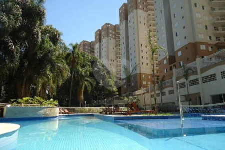 Apartamento à venda com 3 quartos, sendo 2 suítes,  em Jardim Arpoador, São Paulo, SP
