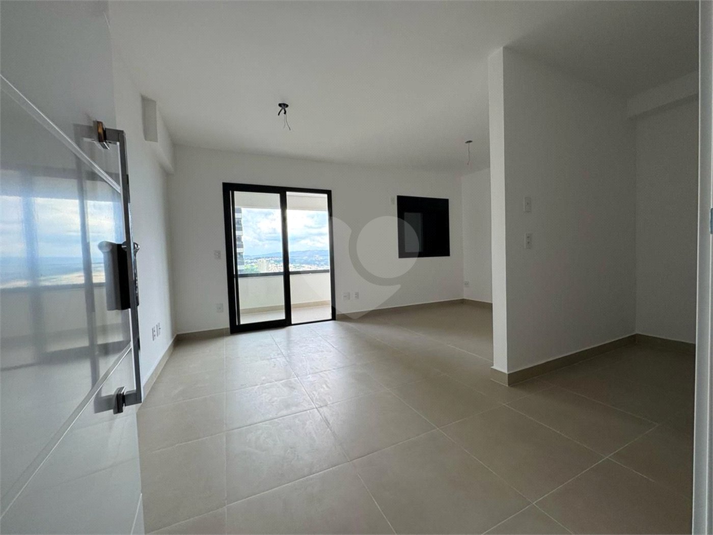 Apartamento à venda com 1 suíte em Parque Campolim, Sorocaba, SP