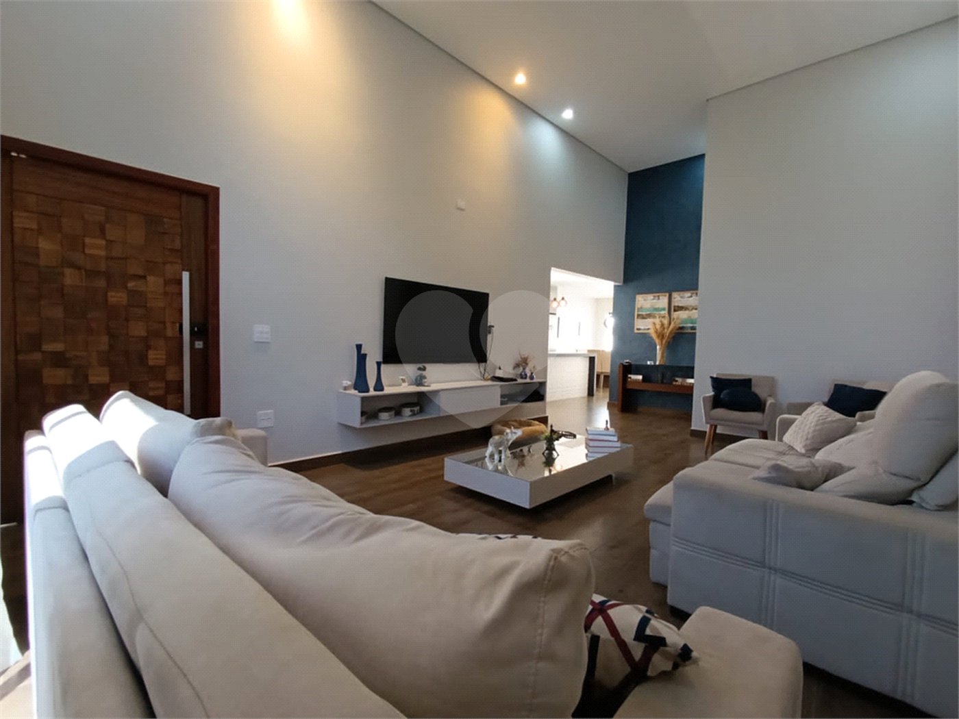 Casa à venda com 4 quartos, sendo 2 suítes, no condomínio Jardim Reserva Bom Viver de Indaiatuba, Indaiatuba - SP