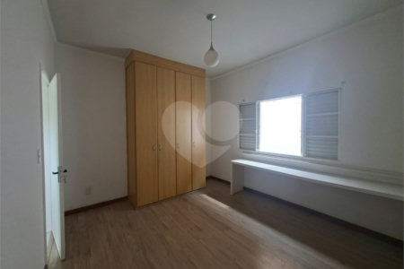 Casa à venda ou para alugar com 3 quartos, sendo 1 suíte, em Vila Aparecida, Itapetininga, SP