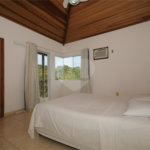 Hotel à venda com 12 quartos, sendo 13 suítes,  em Alto de Búzios, Armação dos Búzios, RJ