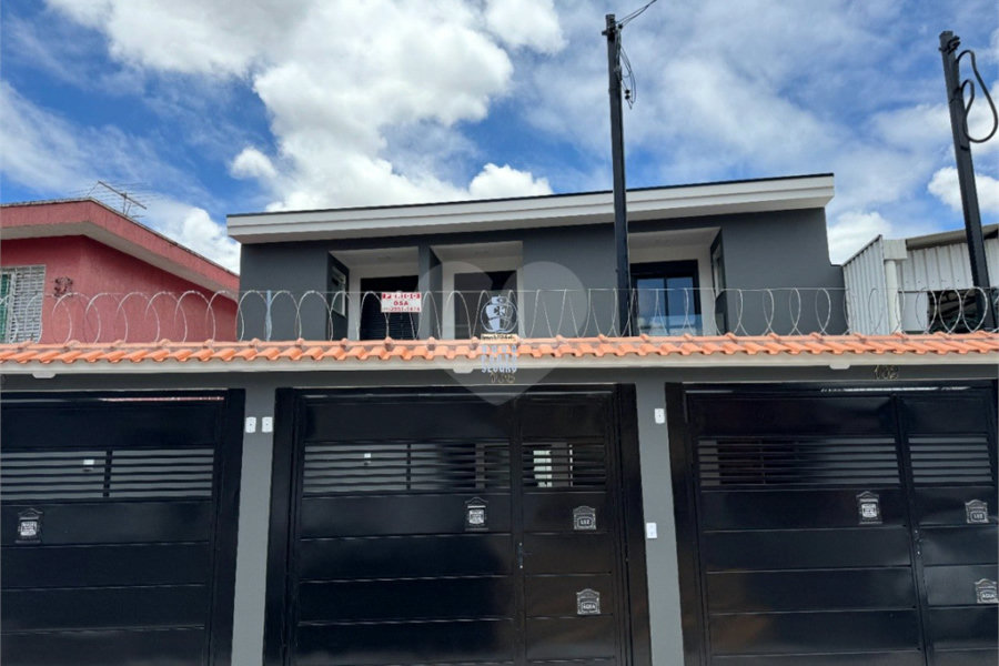 Sobrado à venda com 3 quartos, sendo 1 suíte, em Parada Inglesa, São Paulo, SP