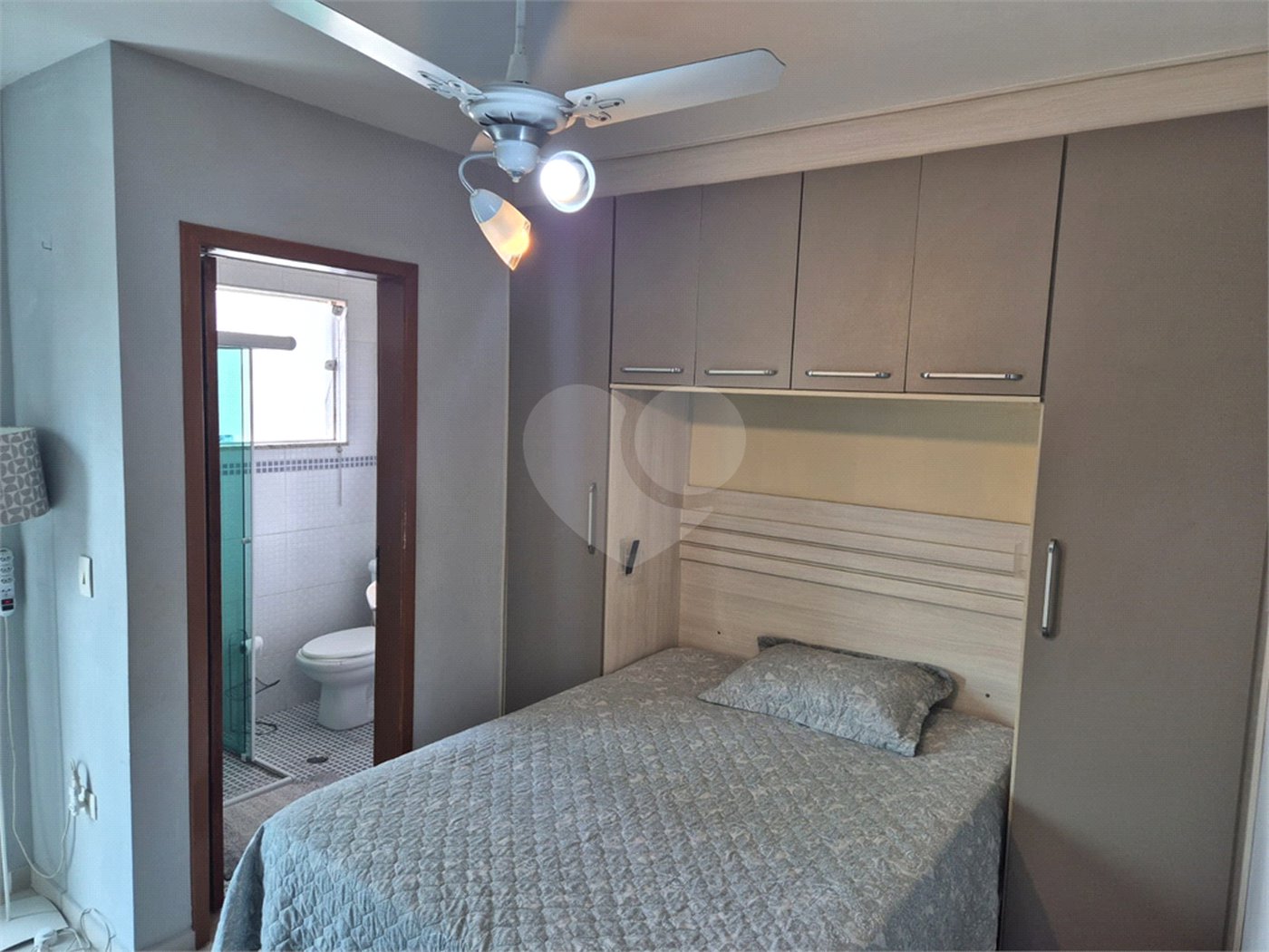 Sobrado à venda com 2 quartos, sendo 1 suíte, em Vila Nivi, São Paulo, SP
