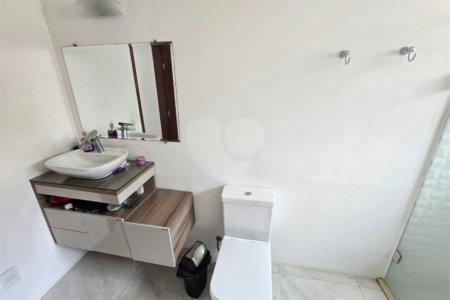 Casa à venda com 3 quartos, sendo 1 suíte,  em Jardim Shangri-lá, Itapetininga, SP