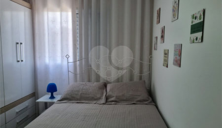 Apartamento à venda com 2 quartos em Jardim Maria Trindade, São Roque, SP