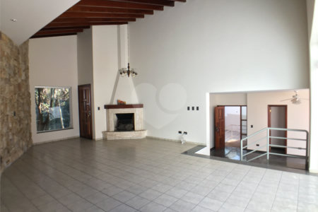 Casa à venda com 4 suítes no condomínio Estância Marambaia, Vinhedo - SP