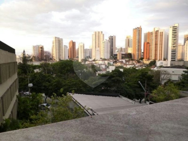 Sobrado à venda com 3 quartos, sendo 1 suíte,  em Santana, São Paulo, SP