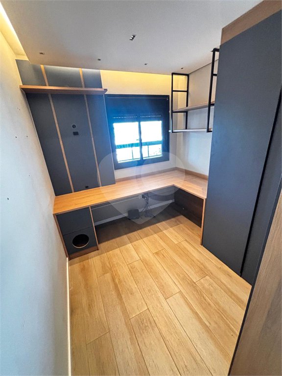 Apartamento à venda com 3 quartos, sendo 1 suíte,  em Jardim Oswaldo Cruz, São José dos Campos, SP