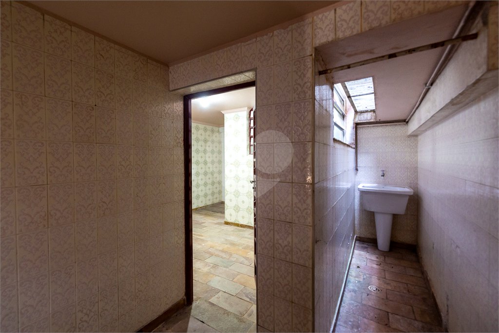 Casa à venda com 4 quartos, sendo 2 suítes, em Perdizes, São Paulo, SP