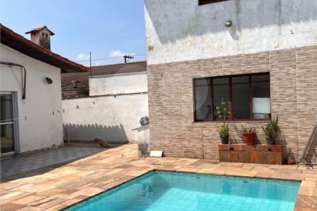 Casa Térrea à venda com 3 quartos, sendo 1 suíte,  em Socorro, São Paulo, SP