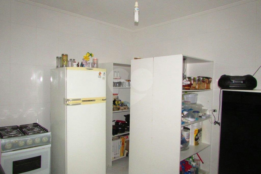 Sobrado à venda com 3 quartos, sendo 1 suíte,  em Vila Constança, São Paulo, SP